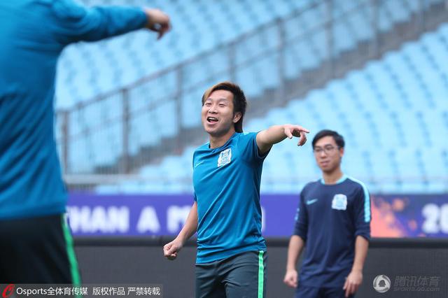 而其他主演更暴露隐藏一面：王丽坤与人合谋欲将徐峥置于死地，王砚辉深夜对人痛下杀手...每个人都充满嫌疑的剧情走向，让电影悬念感十足